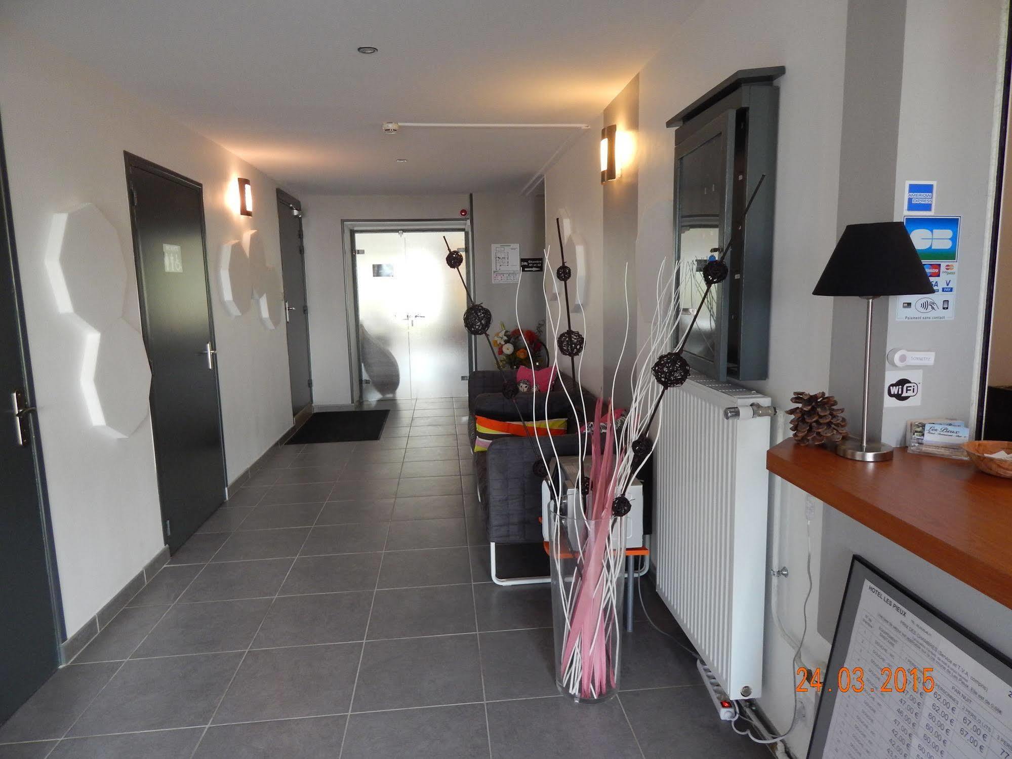 Hotel Les Pieux En Cotentin Экстерьер фото